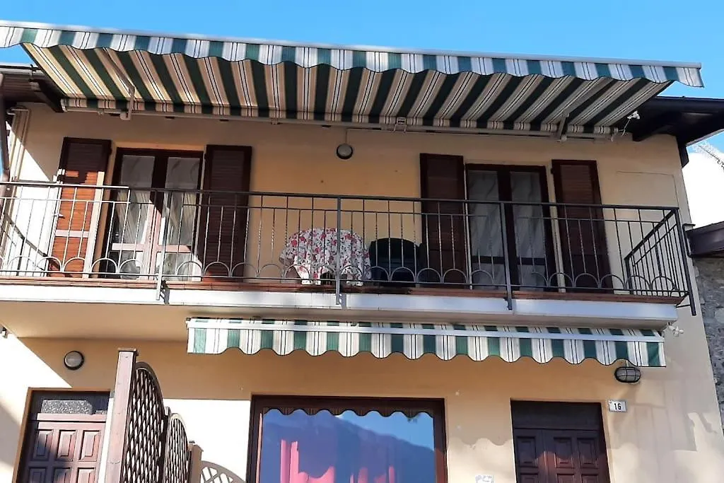 House Marika Villa Gera Lario